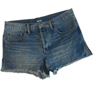 BDG Urban Outfitters Mid Rise Breezy Cutoff Denim Summer Casual Short Women's 28